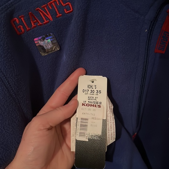 NFL Giants pull over sweatshirt. Very soft, never worn, new with tags. - Picture 2 of 5